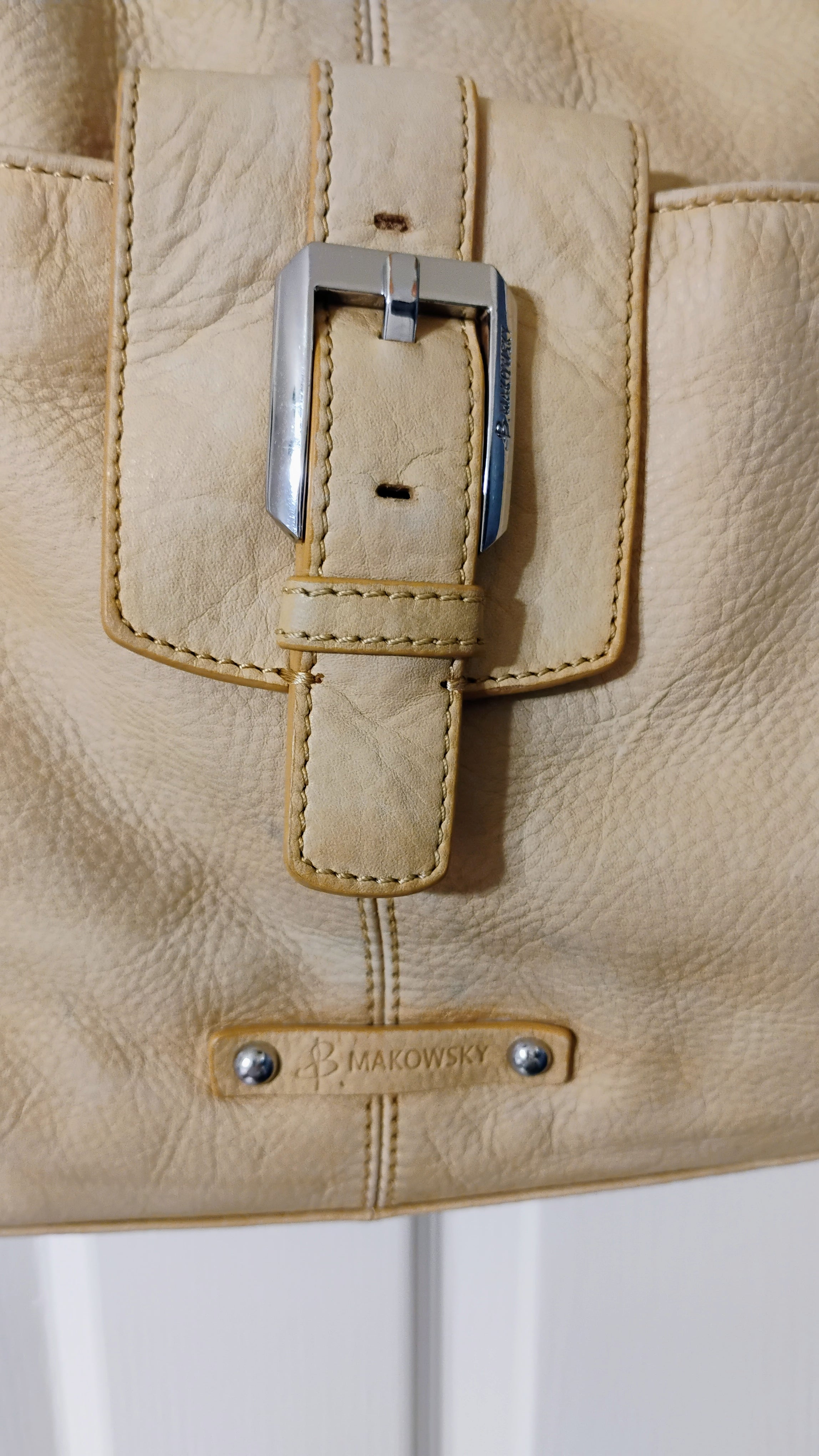 B. MAKOWSKY BEIGE LEATHER BAG