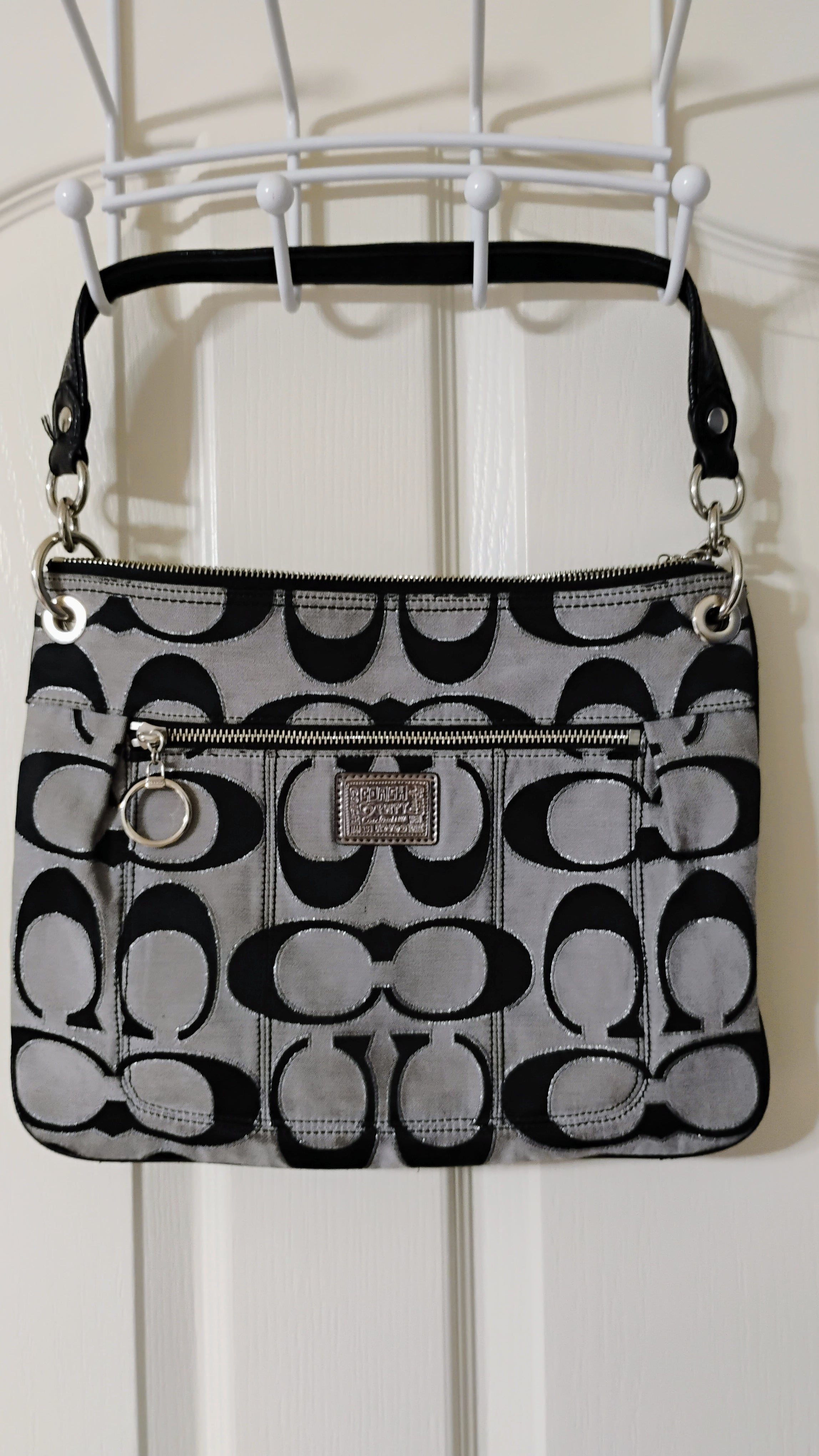 COACH BLACK HIPPIE BAG