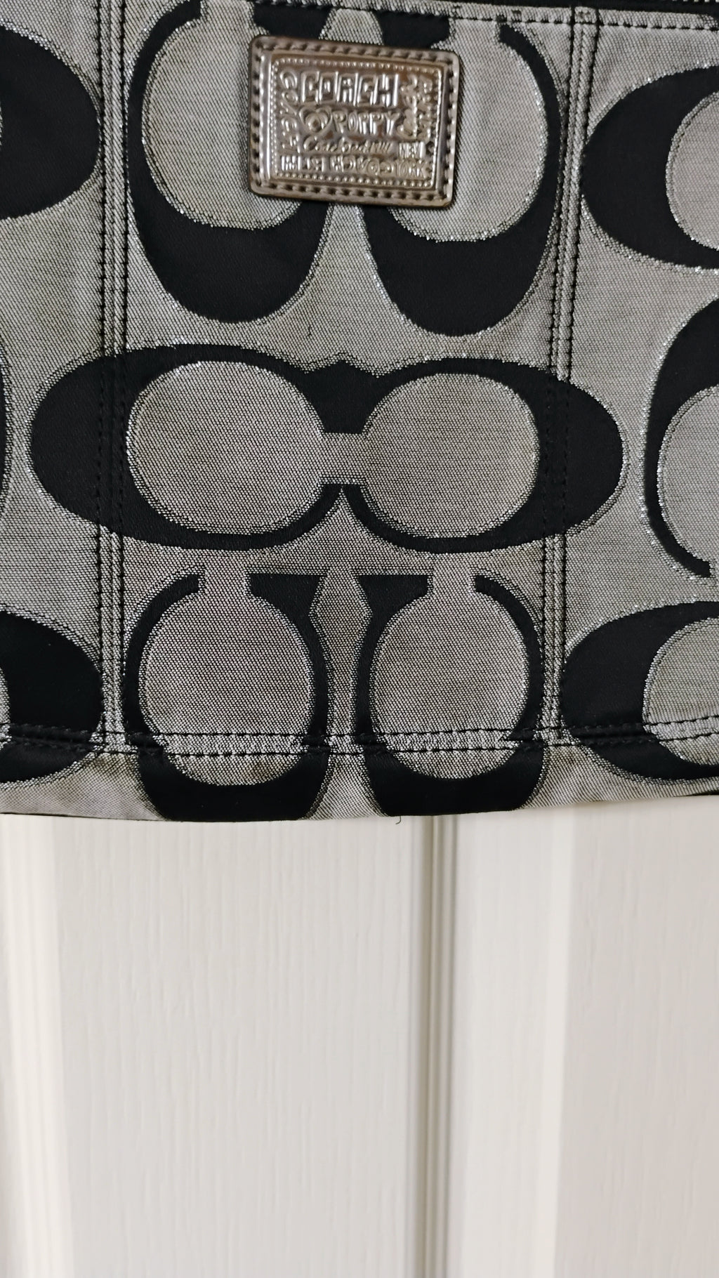COACH BLACK HIPPIE BAG