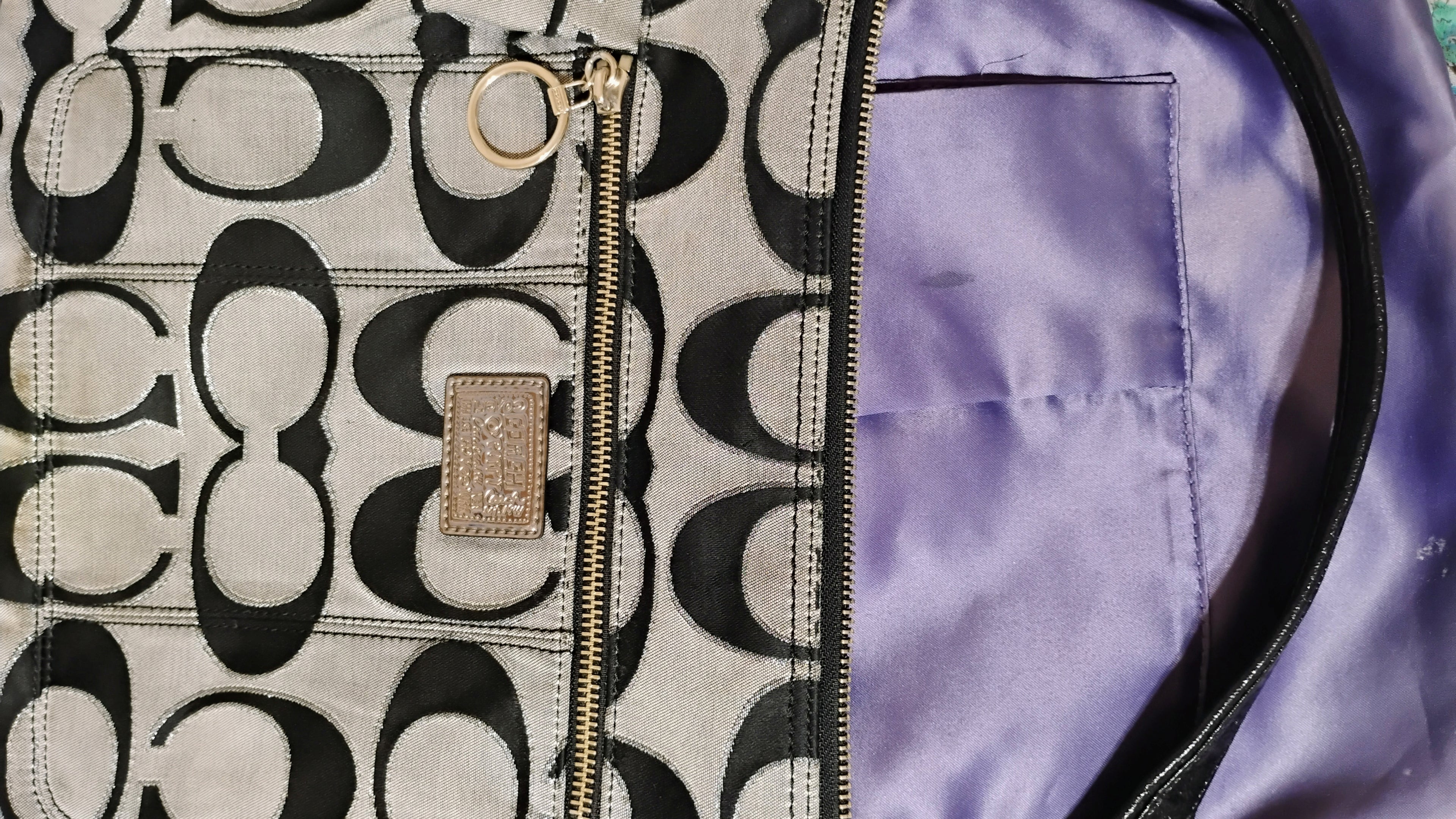COACH BLACK HIPPIE BAG